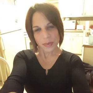 Meet your Posher, Nina